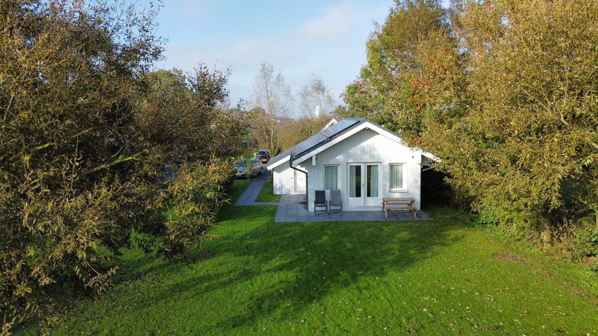 Chalet luxe - vakantiepark de Schreiershoek Dokkum Extérieur photo